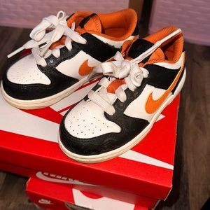Worn once ps size 9 Halloween nike dunks